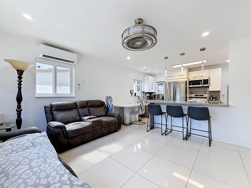 6135 NW 24th Court-17