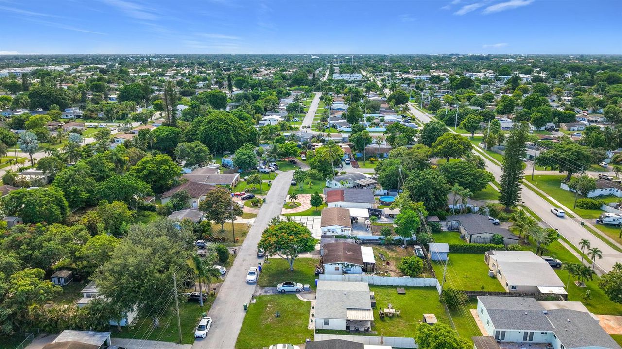 6135 NW 24th Court-42