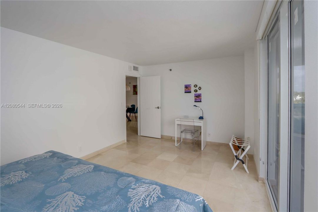 В аренду: $3,000 (1 спален, 1 ванн, 1030 Квадратных фут)