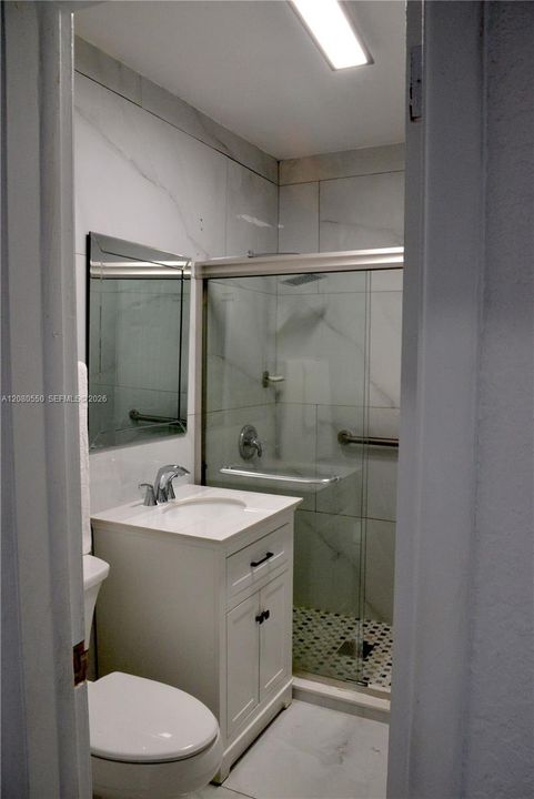 For Sale: $549,900 (3 beds, 2 baths, 850 Square Feet)