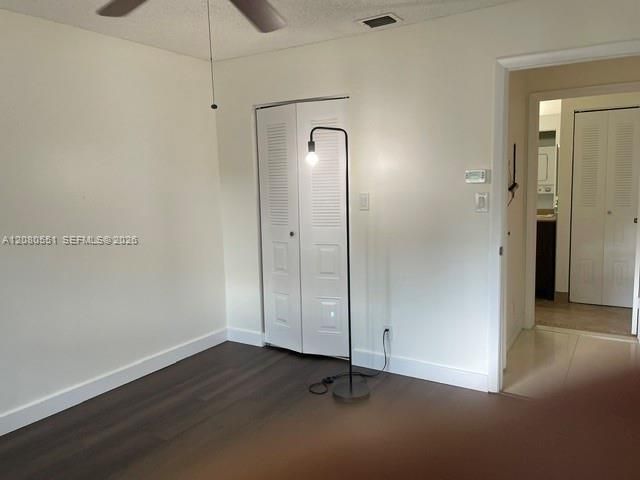 For Rent: $1,700 (1 beds, 1 baths, 862 Square Feet)