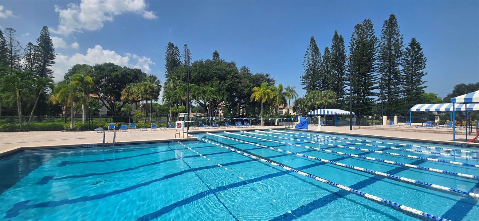 club - pool