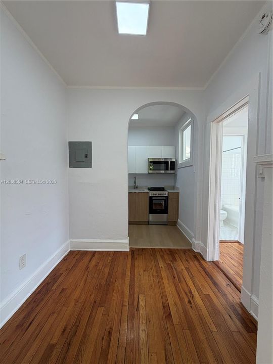 For Rent: $1,825 (0 beds, 1 baths, 475 Square Feet)