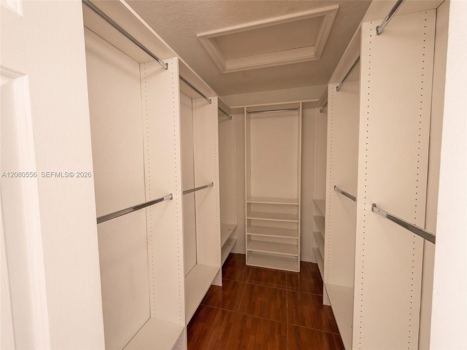 В аренду: $2,700 (3 спален, 2 ванн, 1309 Квадратных фут)