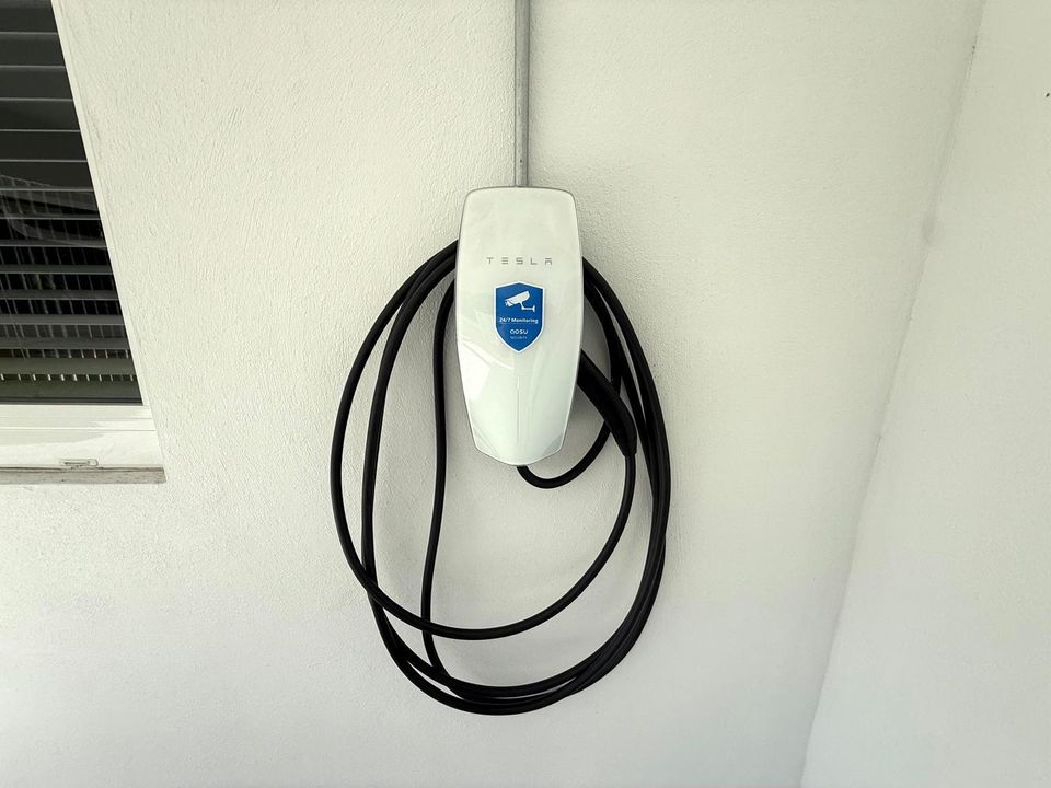 Tesla charger