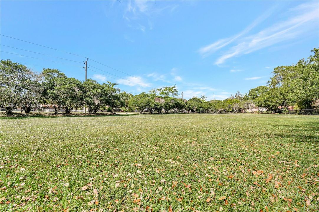 For Sale: $743,000 (1.44 acres)