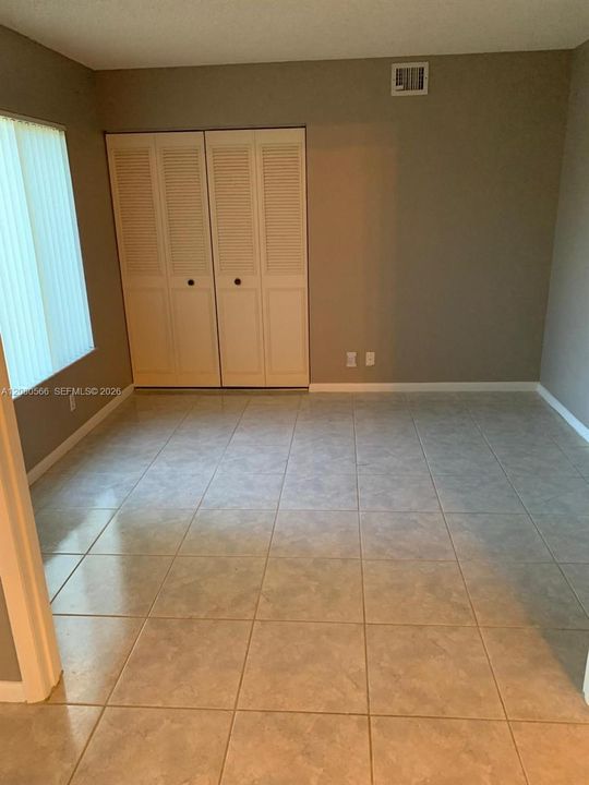 En Venta: $269,900 (3 camas, 2 baños, 1254 Pies cuadrados)