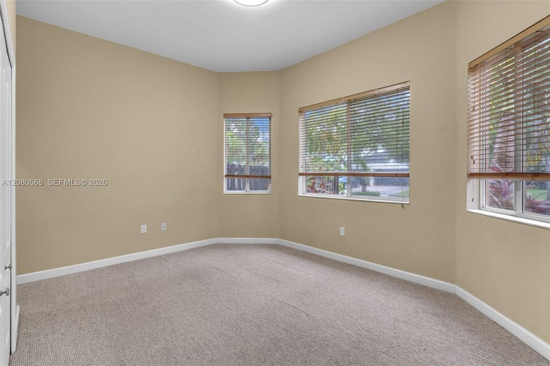 For Sale: $675,000 (4 beds, 3 baths, 2578 Square Feet)