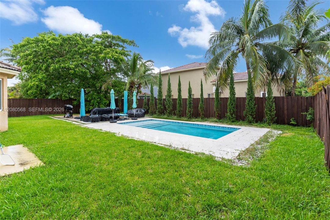 For Sale: $675,000 (4 beds, 3 baths, 2578 Square Feet)