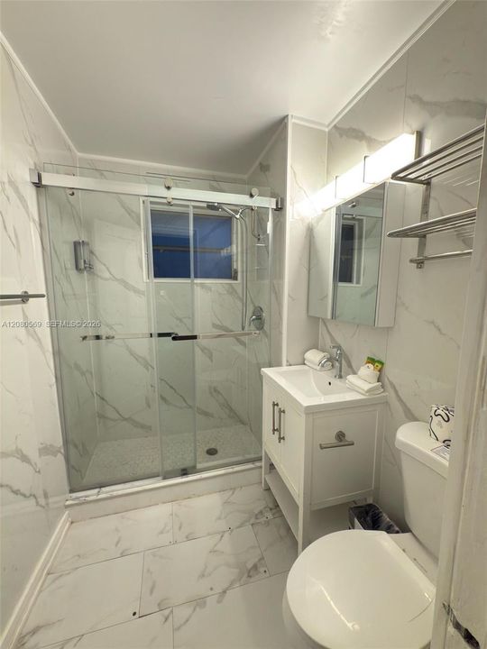 For Rent: $1,950 (1 beds, 1 baths, 500 Square Feet)
