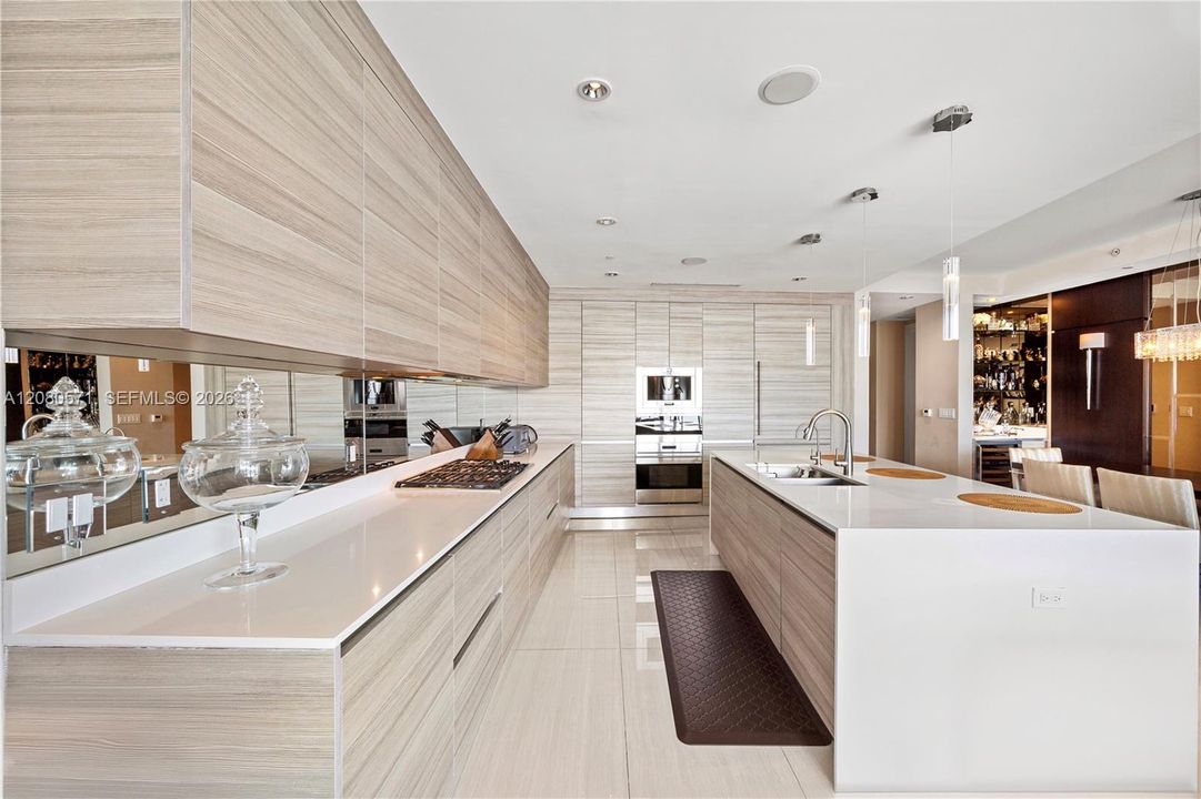 For Sale: $2,400,000 (3 beds, 4 baths, 2559 Square Feet)