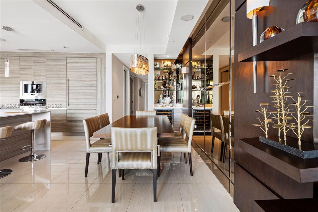 For Sale: $2,400,000 (3 beds, 4 baths, 2559 Square Feet)