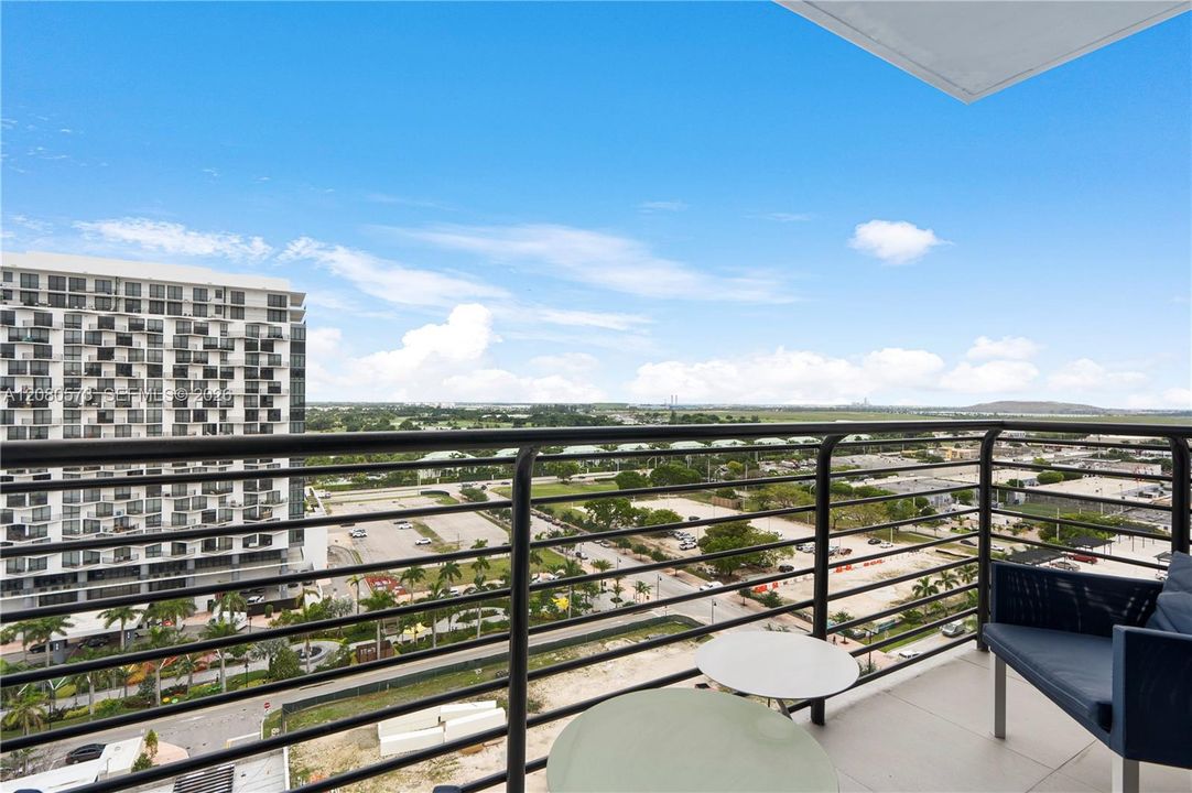 For Rent: $2,500 (0 beds, 1 baths, 430 Square Feet)