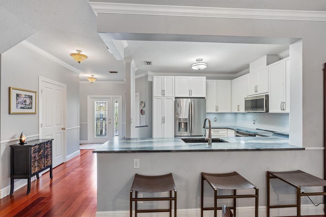 517 SW 7th Ave Ft. Lauderdale FL-103