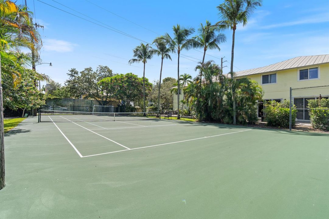 517 SW 7th Ave Ft. Lauderdale FL-125