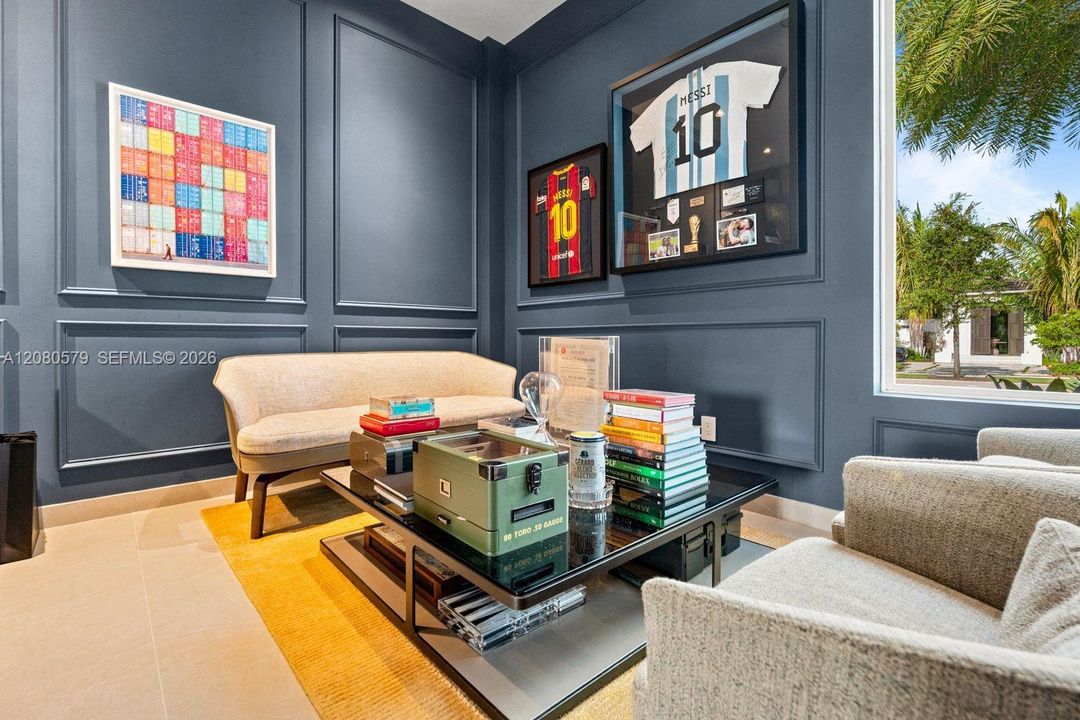 For Sale: $10,500,000 (7 beds, 6 baths, 5851 Square Feet)