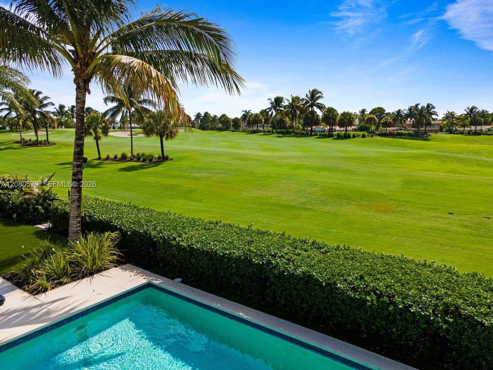 For Sale: $10,500,000 (7 beds, 6 baths, 5851 Square Feet)