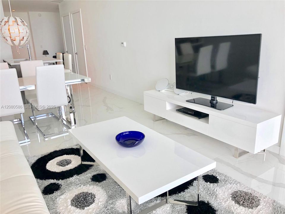 En Renta: $6,300 (2 camas, 2 baños, 1057 Pies cuadrados)