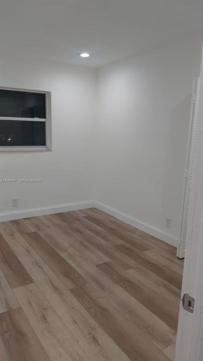 For Rent: $1,500 (2 beds, 1 baths, 640 Square Feet)