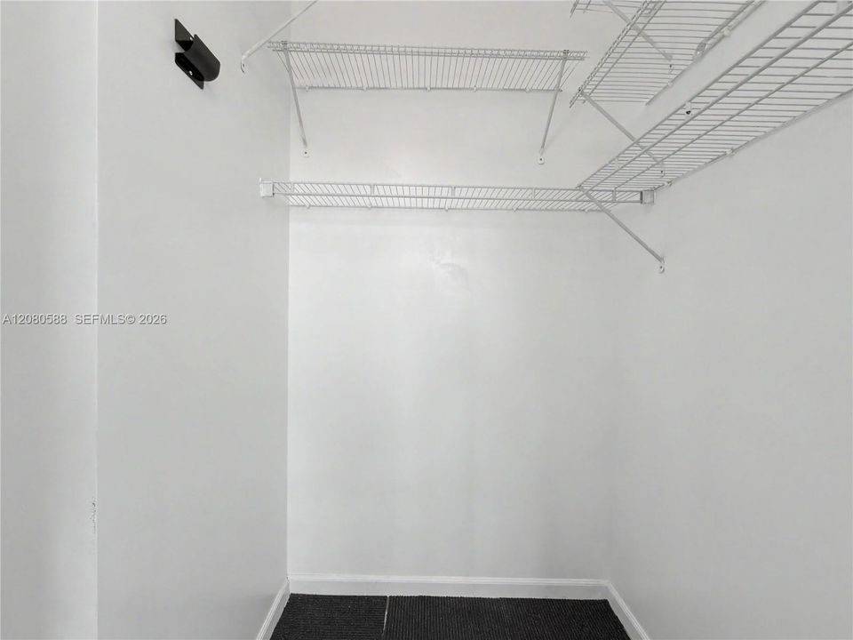 For Rent: $4,795 (2 beds, 2 baths, 1180 Square Feet)