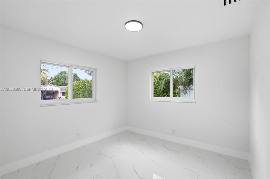 En Venta: $687,000 (3 camas, 2 baños, 1454 Pies cuadrados)