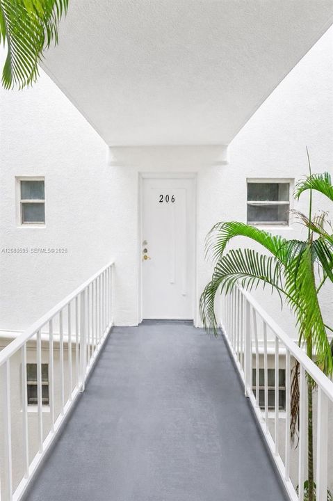 For Rent: $2,000 (2 beds, 2 baths, 1252 Square Feet)