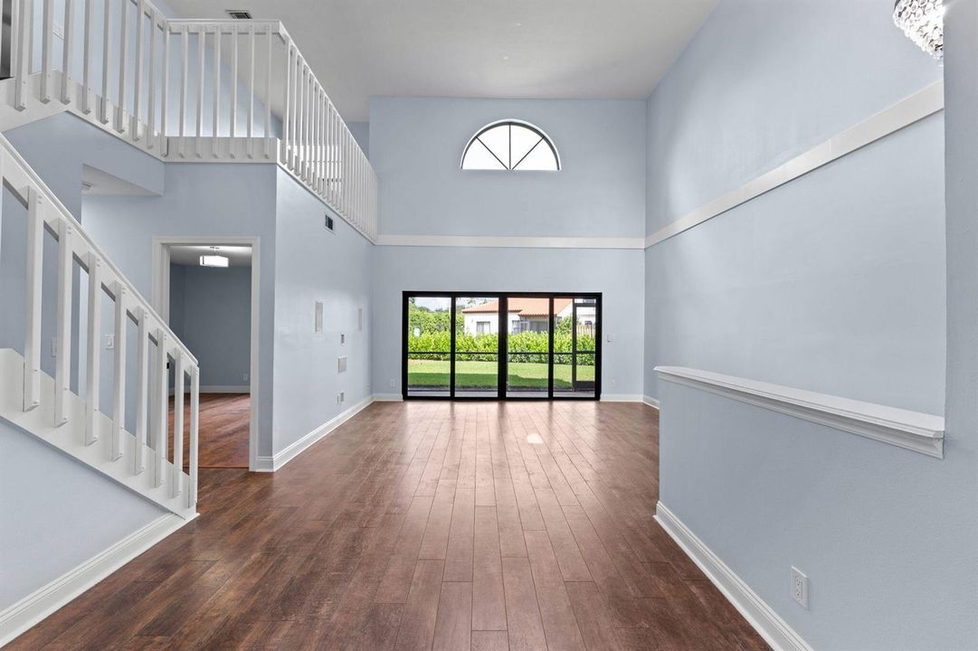 11-web-or-mls-A7400456
