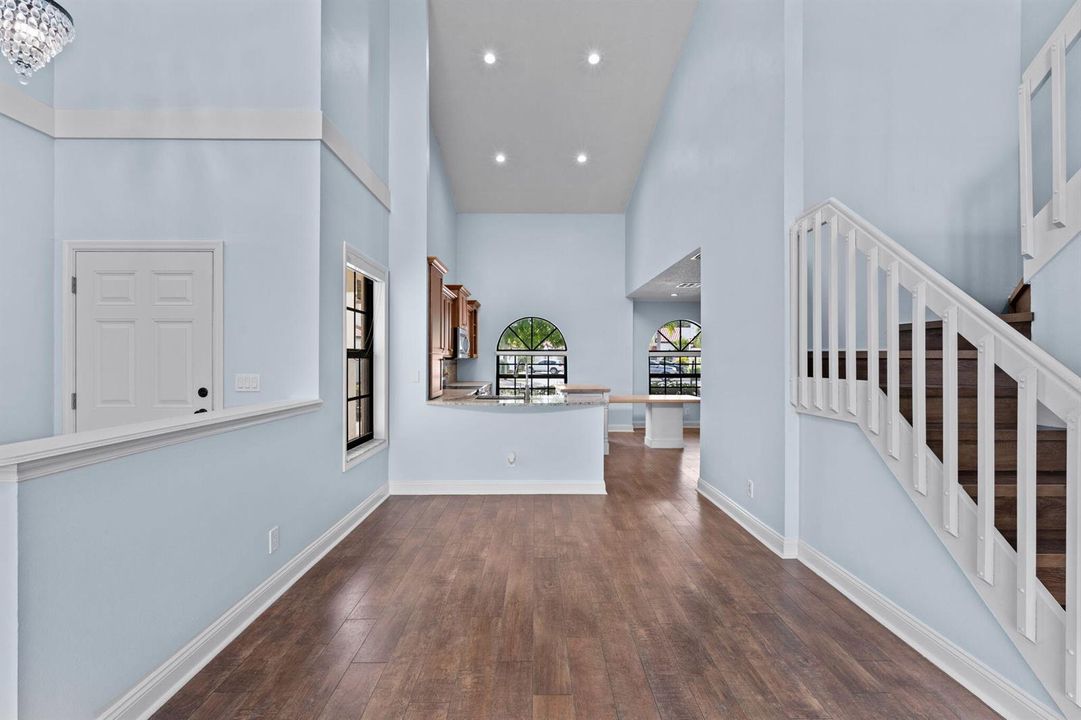 12-web-or-mls-A7400453