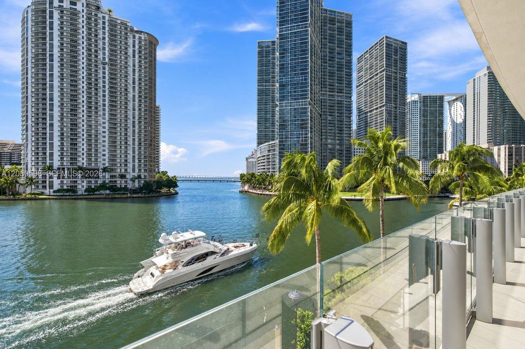 For Rent: $39,000 (3 beds, 3 baths, 3127 Square Feet)