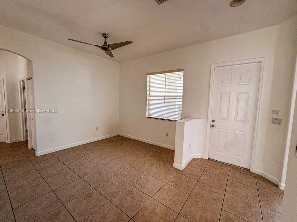 For Sale: $469,900 (4 beds, 3 baths, 1958 Square Feet)