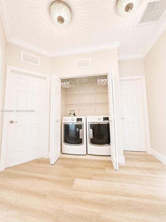 For Rent: $3,300 (3 beds, 2 baths, 1754 Square Feet)