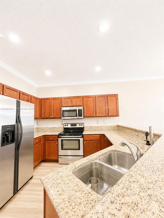 For Rent: $3,300 (3 beds, 2 baths, 1754 Square Feet)