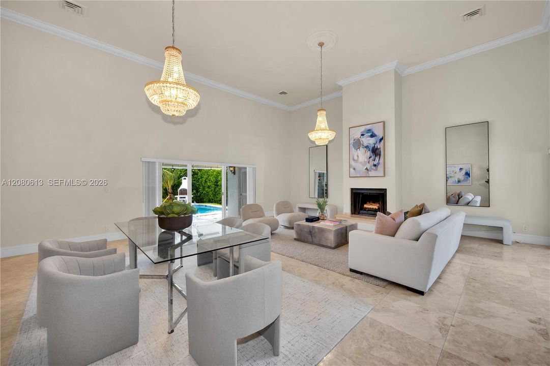 For Sale: $2,975,000 (5 beds, 4 baths, 4596 Square Feet)