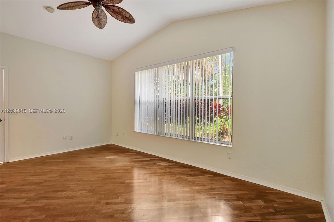 For Rent: $3,650 (3 beds, 2 baths, 1774 Square Feet)