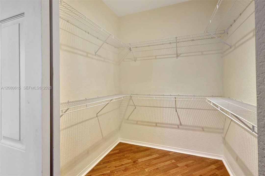 For Rent: $3,650 (3 beds, 2 baths, 1774 Square Feet)