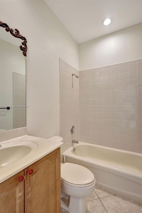 For Rent: $3,650 (3 beds, 2 baths, 1774 Square Feet)