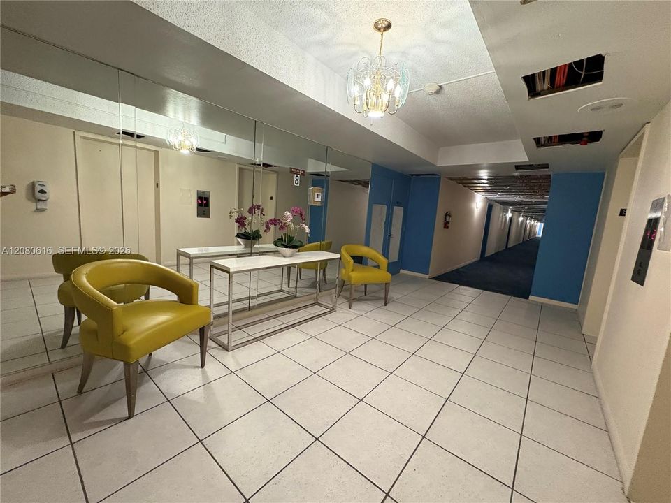 For Sale: $115,000 (2 beds, 2 baths, 1132 Square Feet)