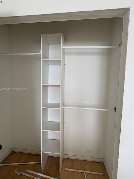 For Sale: $115,000 (2 beds, 2 baths, 1132 Square Feet)