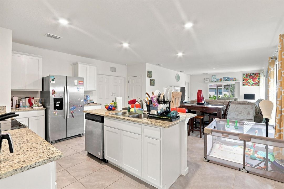 6_6. kitchen