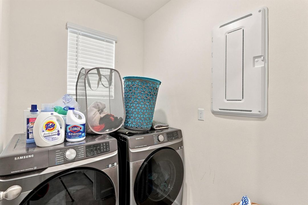 26_26. laundry room