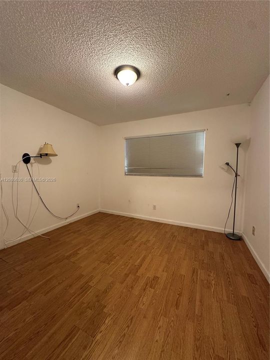En Venta: $115,000 (2 camas, 2 baños, 880 Pies cuadrados)