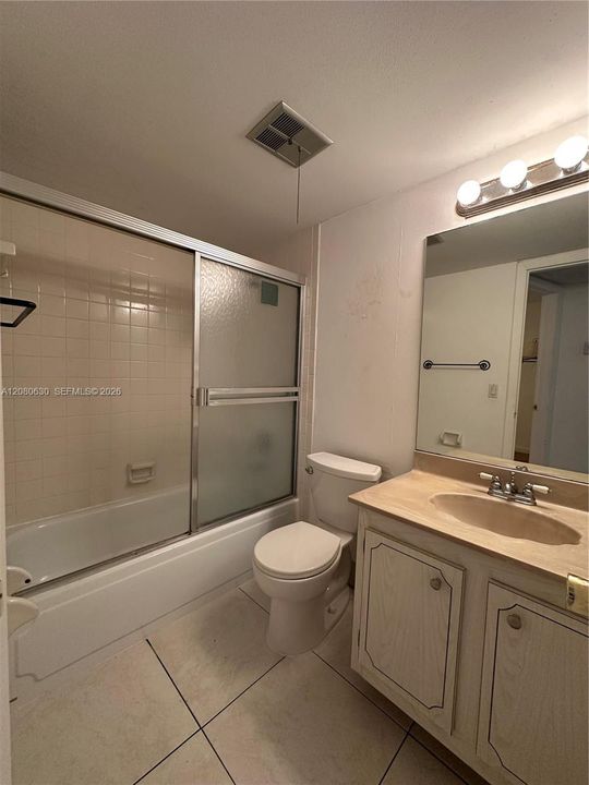 En Venta: $115,000 (2 camas, 2 baños, 880 Pies cuadrados)