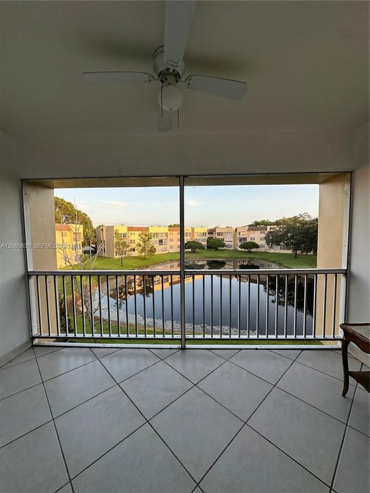 En Venta: $115,000 (2 camas, 2 baños, 880 Pies cuadrados)
