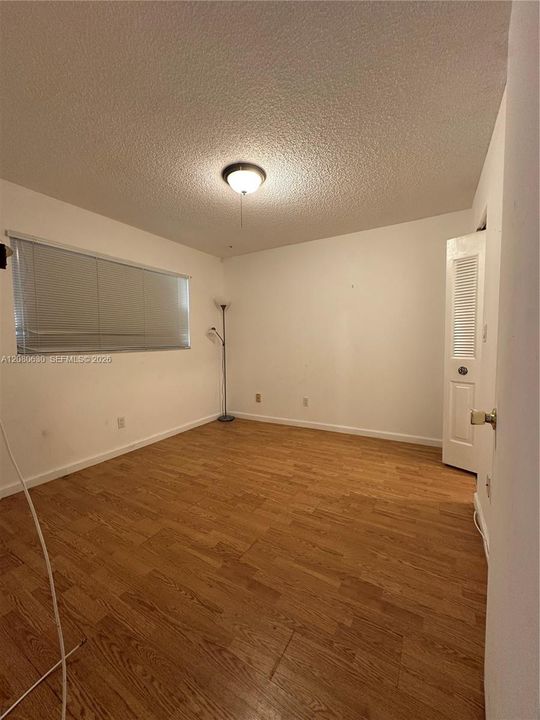 En Venta: $115,000 (2 camas, 2 baños, 880 Pies cuadrados)