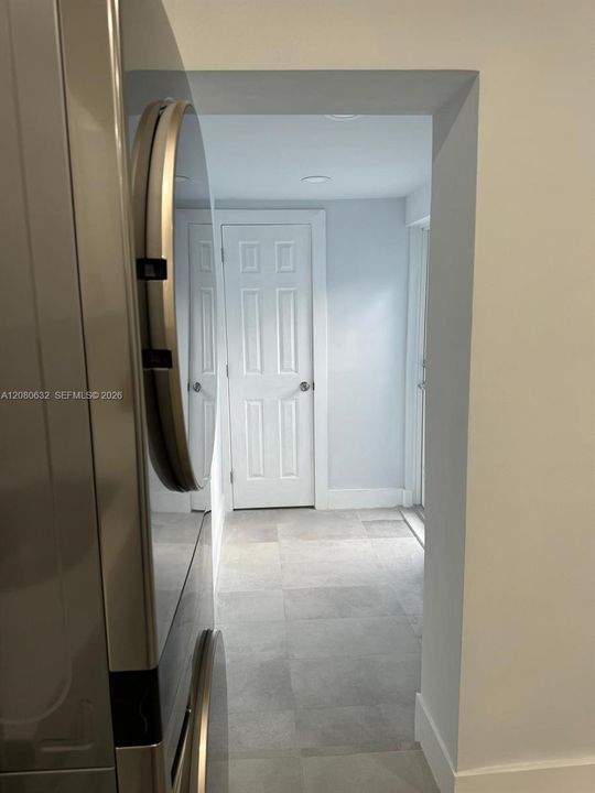 For Rent: $3,200 (3 beds, 2 baths, 1990 Square Feet)