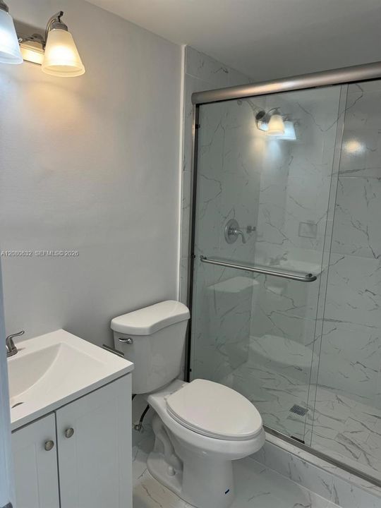 For Rent: $3,200 (3 beds, 2 baths, 1990 Square Feet)