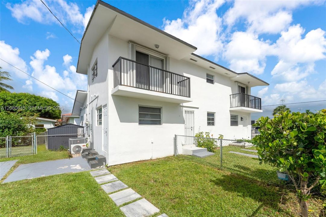 En Venta: $1,050,000 (0 camas, 0 baños, 2193 Pies cuadrados)