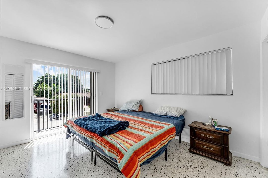 En Venta: $1,050,000 (0 camas, 0 baños, 2193 Pies cuadrados)