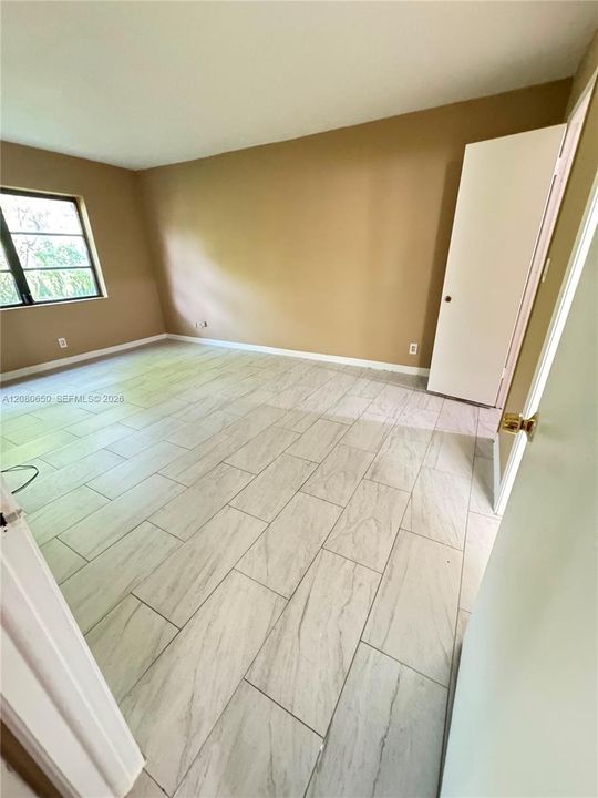 En Venta: $225,000 (2 camas, 2 baños, 1050 Pies cuadrados)