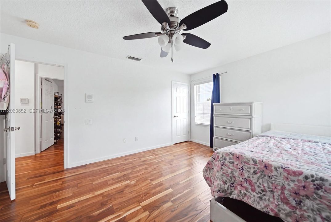 En Venta: $610,000 (5 camas, 3 baños, 0 Pies cuadrados)